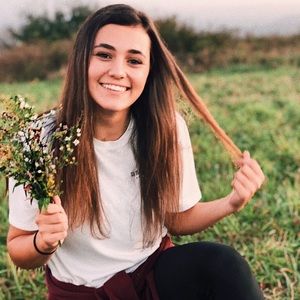 Meet your Posher, Leighton